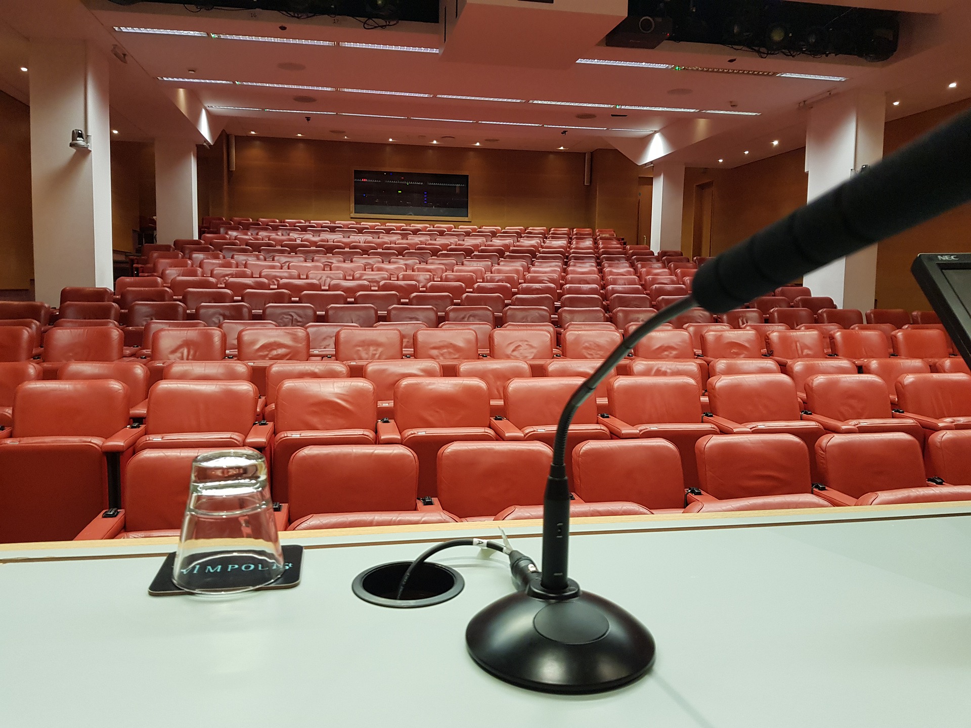 Sessão de Câmara que define redução do ITBI tem debate acalorado na cidade de Lorena (SP)