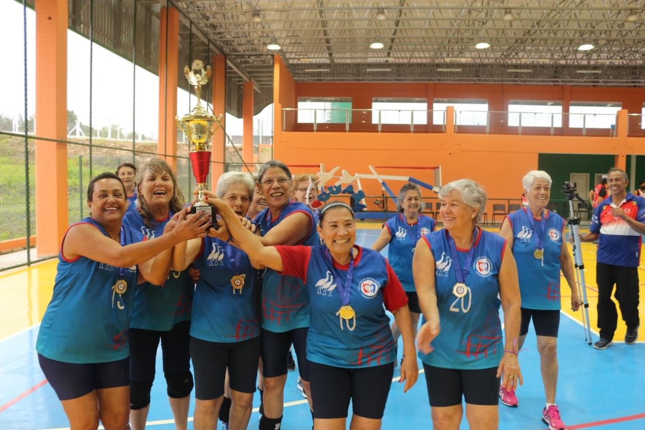 Equipes de Guará vencem o torneio de vôlei adaptado
