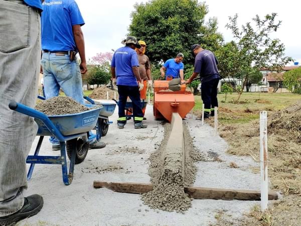 Prefeitura de Guará  inicia obras na pista do Parque das Árvores