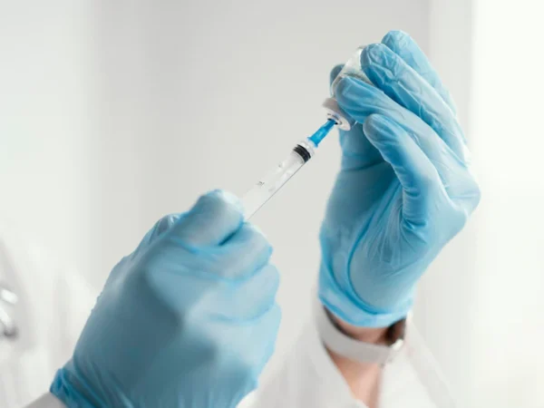 Guará passa a vacinar pessoas com 25 anos ou mais com a 4ª dose