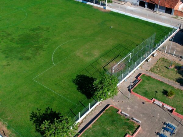 Em Lorena, Campo da Vila Brito está quase finalizado