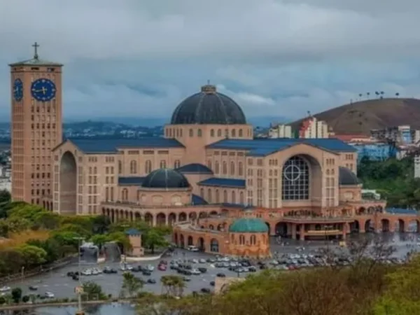 Em Aparecida, Basílica divulga horários das missas de Natal e Ano Novo