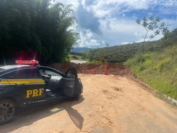 BR-459 segue interditada e sem previsão de liberação