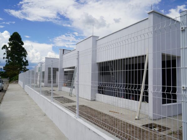 Creches nos bairros Santa Edwiges e Comerciários II estão em fase de acabamento