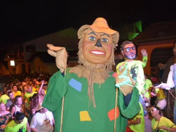 Lagoinha confirma volta do carnaval com desfile de blocos