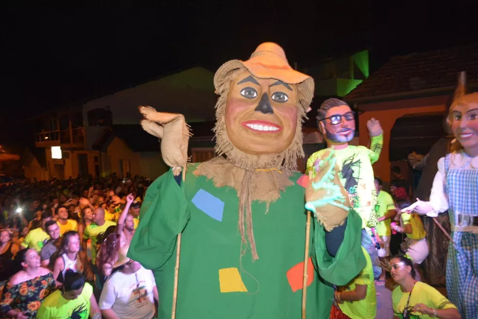 Lagoinha confirma volta do carnaval com desfile de blocos