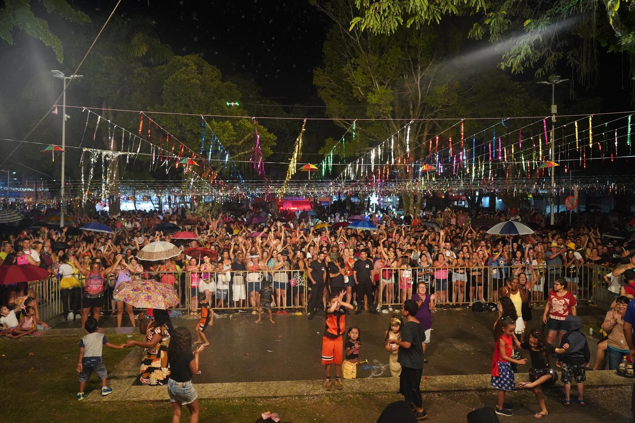 Último dia de Carnaval bate recorde de público em Lorena