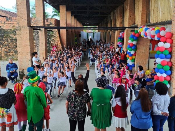 Canas realiza primeira edição da Festa Literária do município
