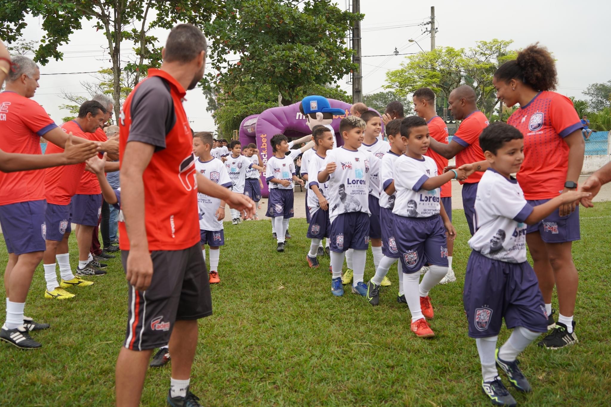 Clínica Desportiva Full Time Petkovic e Convidados é inaugurada em Lorena