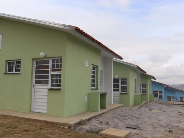 Prefeitura de Guará entrega 36 unidades habitacionais no Santa Luzia