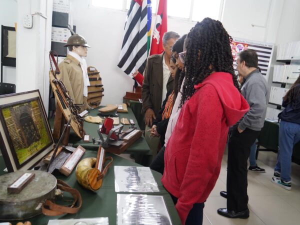 Exposição reúne artefatos da Revolução Constitucionalista de 1932 em Lorena