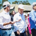 Governador faz visita técnica nas obras do Hospital Regional de Cruzeiro