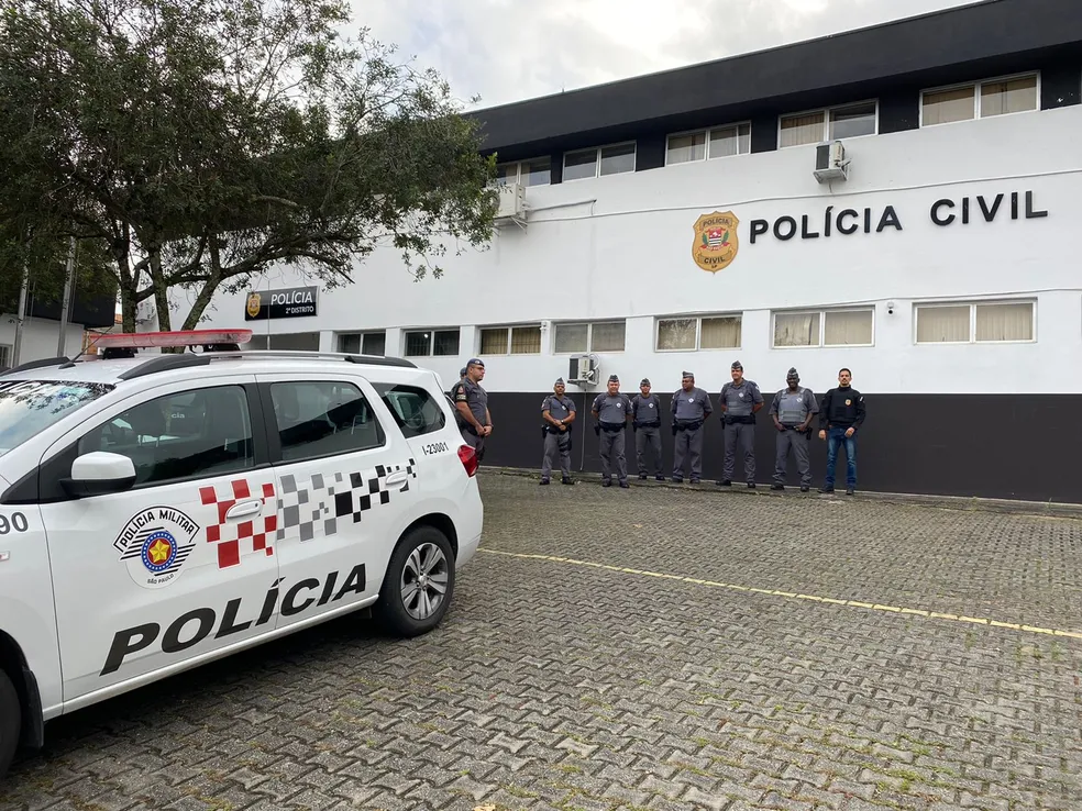 Jovem é morto a tiros em quadra esportiva de Cruzeiro