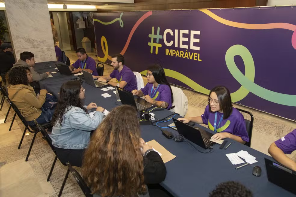 CIEE vai oferecer 1,2 mil vagas de estágio e jovem aprendiz no Vale