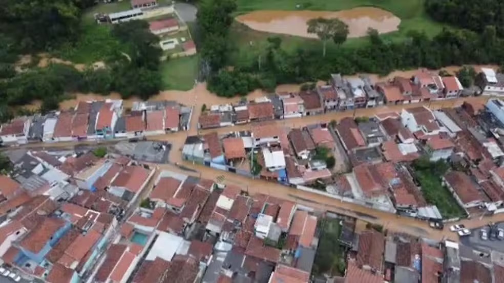 Prefeitura de Guará decreta situação de emergência em função dos estragos causados pela chuva