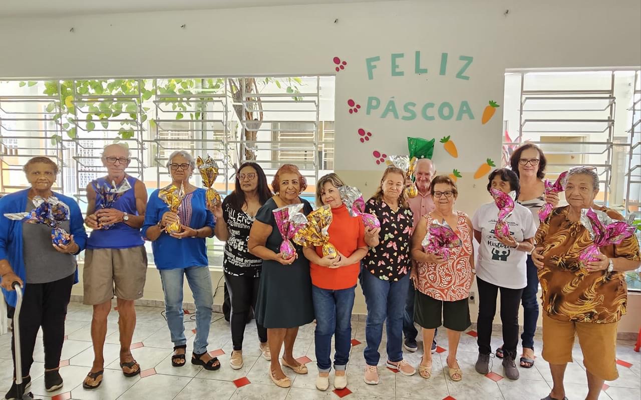 Centro de Convivência da Melhor Idade realiza comemoração de Páscoa em Lorena