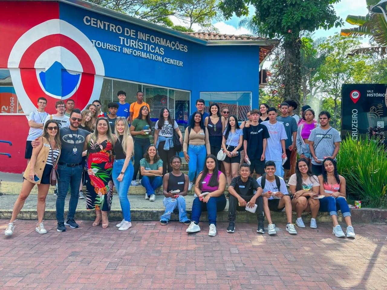 Programa Jovem Empreendedor começa com o curso “Jovens Agentes Socioambientais Promotores do Turismo em Cruzeiro”.