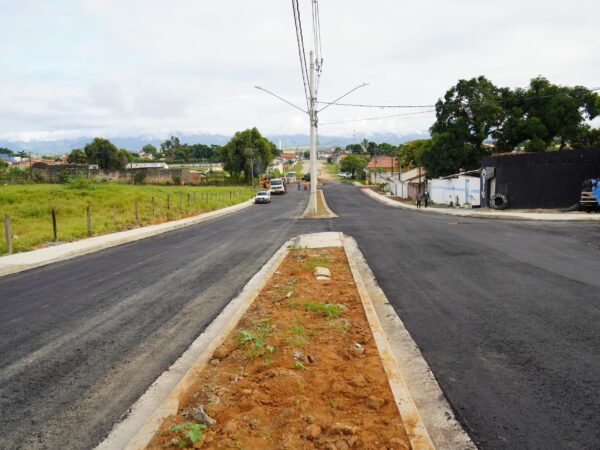 Pavimentação do 4º trecho da Avenida Brasil está em fase de finalização em Lorena