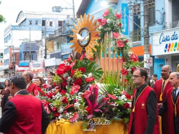 Novena do Divino Espírito Santo está na última semana