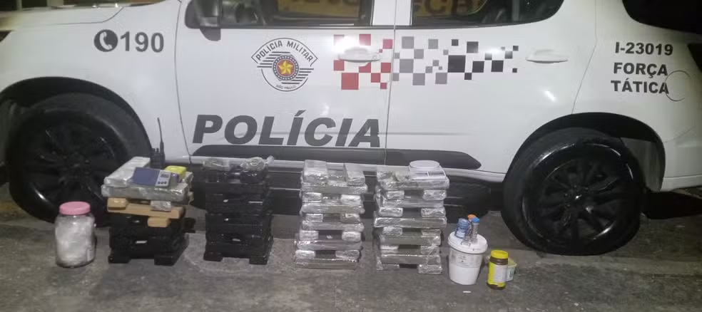 PM apreende mais de 60 kg de maconha em Guaratinguetá