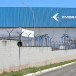 Embraer abre vagas para especialização com salário de R$ 5 mil