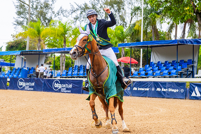 Atleta guaratinguetaense é campeão brasileiro de hipismo