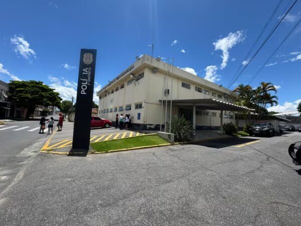 Homem e mulher são mortos a tiros em Pinda