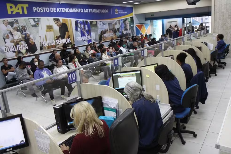 PAT de São José começa semana com mais de 600 vagas de emprego