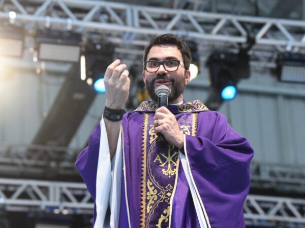 Evento com padre Fábio de Melo deve reunir mais de 40 mil fiéis na Canção Nova
