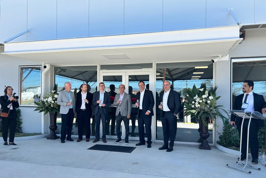 AKG inaugura nova unidade de produção em Lorena