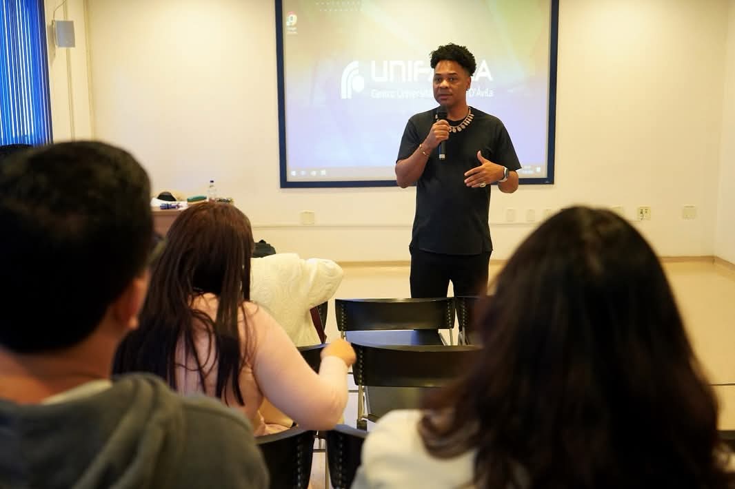Lorena realiza formação sobre Educação para as Relações Étnico-Raciais e Promoção da Equidade Racial