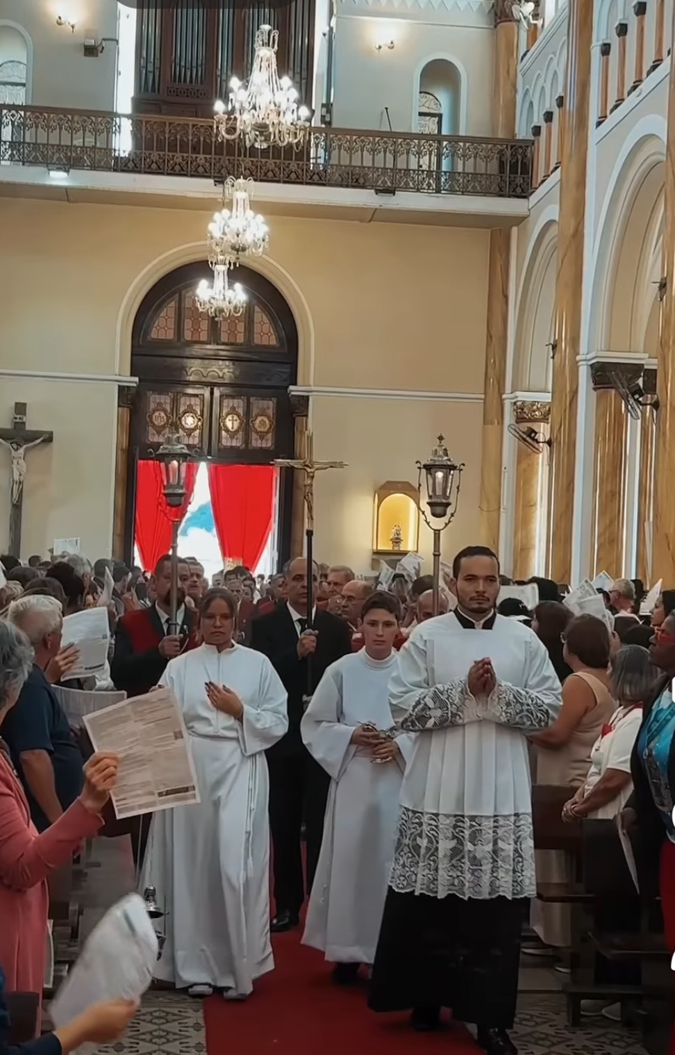 Corpus Christi reúne grande número de religiosos em Lorena
