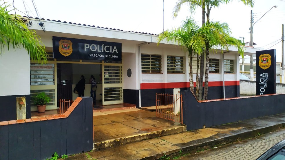Pedreiro fica ferido ao ser soterrado enquanto trabalhava em obra, em Cunha