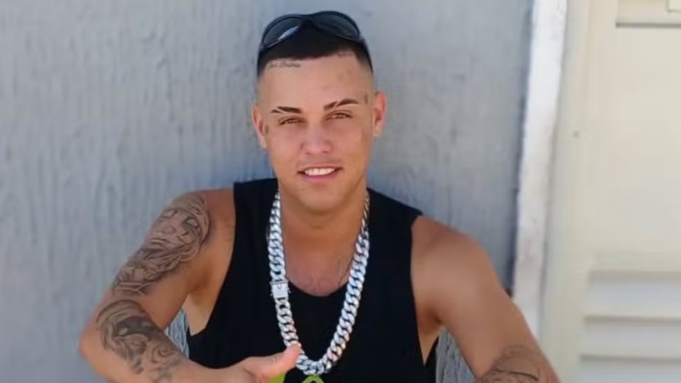 Guilherme Alvarelo segue internado em estado crítico após espancamento em Piquete