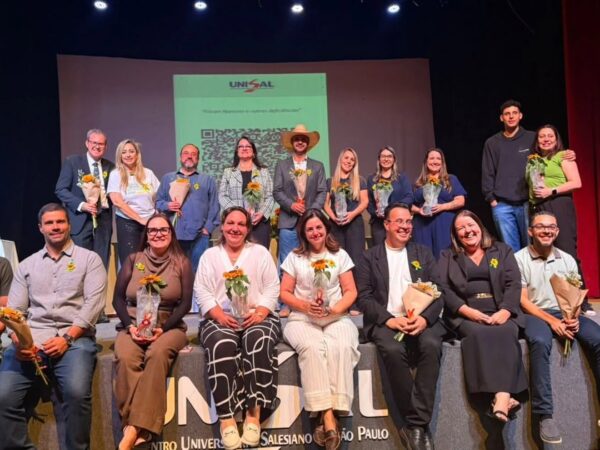 Especialistas e pais atípicos se reúnem em Lorena