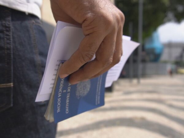 PAT de São José vai iniciar a semana com 460 vagas de emprego