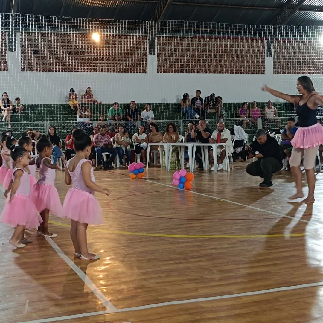 Ginástica Rítmica encerra o ano com festival em Canas