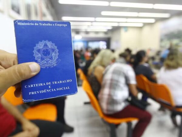 São José dos Campos inicia semana com mais de 400 vagas de emprego disponibilizadas no PAT