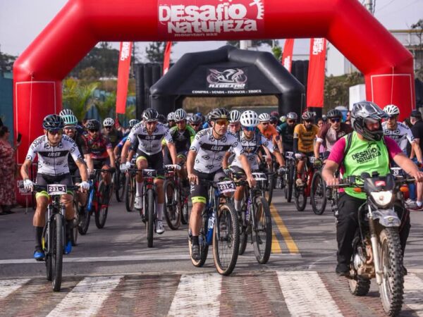 3ª Etapa do Desafio Natureza reúne um grande número de ciclistas em Lorena
