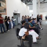 Equipe do McDonald’s realiza entrevistas de emprego no PAT de Lorena